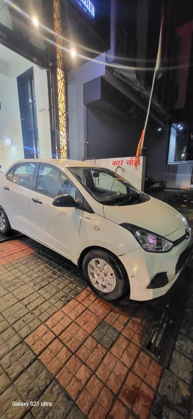 https://images10.gaadi.com/usedcar_image/4343740/original/processed_5099a351dd122d3ef65be79137d5be34.jpg?imwidth=6402