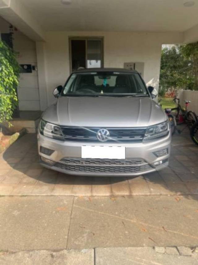 https://images10.gaadi.com/usedcar_image/4343791/original/processed_81915a29-4e55-4750-94c4-7cbf62312b47.jpg?imwidth=6400