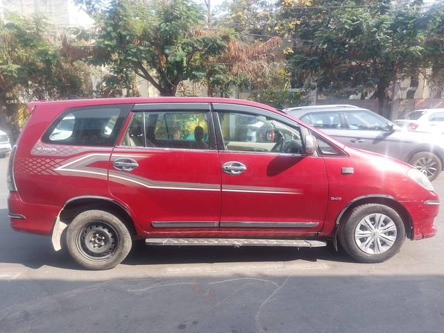 https://images10.gaadi.com/usedcar_image/4343867/original/processed_d60cde205313eb0295f315bd0c72647d.jpg?imwidth=6401