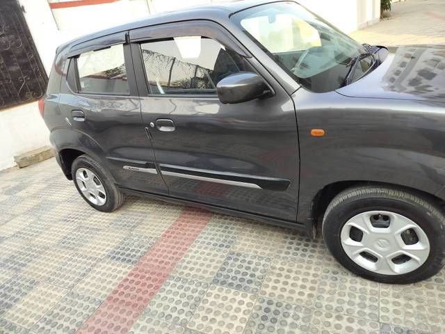 https://images10.gaadi.com/usedcar_image/4343885/original/processed_6bbc56be7b5bde8b32578602cfcf809e.jpg?imwidth=6401