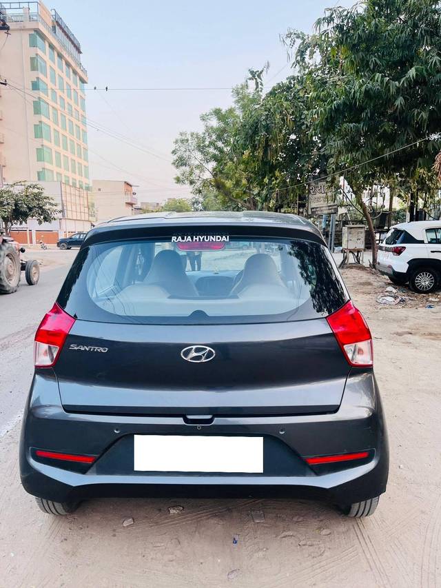 https://images10.gaadi.com/usedcar_image/4343969/original/processed_26b836a550ae9b453cc27a9096d55820.jpg?imwidth=6402