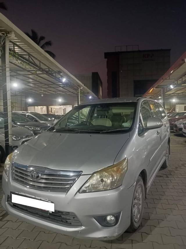 https://images10.gaadi.com/usedcar_image/4343981/original/processed_031e1200803f1566b6189d2e96a6ba87.jpg?imwidth=6402