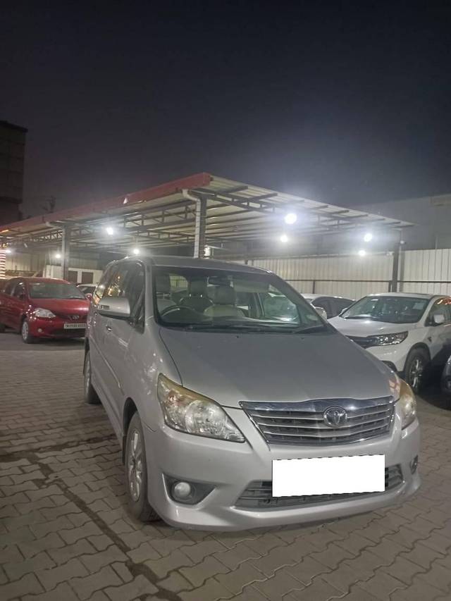 https://images10.gaadi.com/usedcar_image/4343981/original/processed_51f2d520ab7f6fe2db2be9bf12aca981.jpg?imwidth=6400