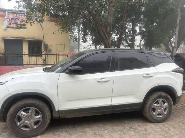 https://images10.gaadi.com/usedcar_image/4343983/original/processed_17ae7aa2-b1fd-4c16-a603-ced8dc07a257.jpeg?imwidth=6402