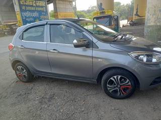 Tata Tiago 2015-2019 Tata Tiago 1.2 Revotron XZ