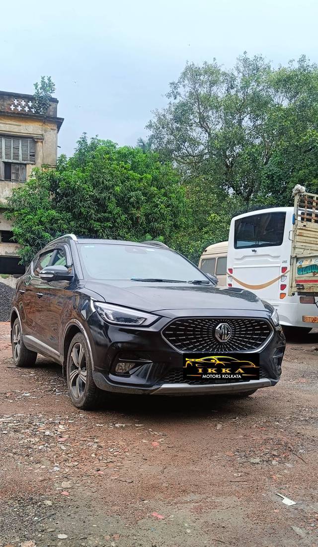 https://images10.gaadi.com/usedcar_image/4344039/original/processed_1b9db0e75338b88224cac151763517bc.jpg?imwidth=6400