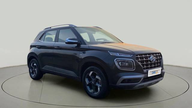 https://images10.gaadi.com/usedcar_image/4344066/original/b3831e73b2fbe3fcae049911efa272b2.jpg?imwidth=6400
