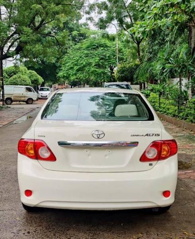 https://images10.gaadi.com/usedcar_image/4344098/original/processed_7d8004ca-8a4d-4c3c-ace5-255180795864.jpg?imwidth=6401