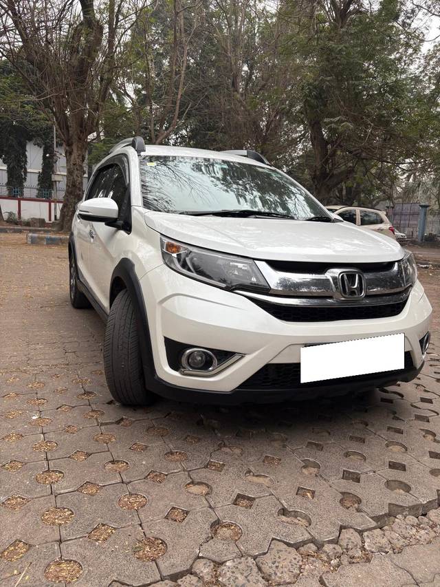 https://images10.gaadi.com/usedcar_image/4344282/original/processed_b494c47f12137f87207883d231cf5887.jpg?imwidth=6400