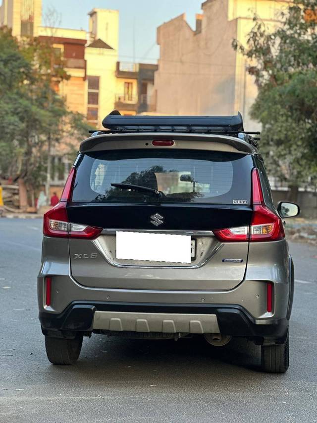 https://images10.gaadi.com/usedcar_image/4344293/original/processed_0bb1dbb7c237baddae092b54683dc235.jpg?imwidth=6402