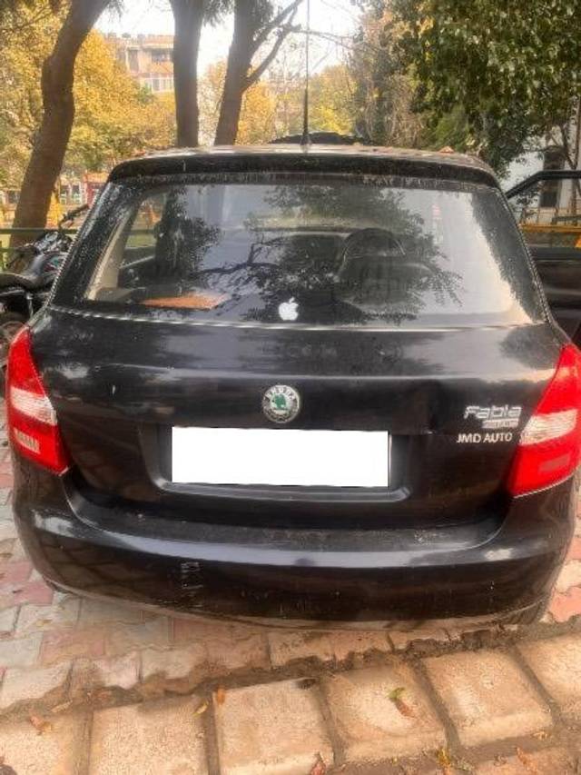 https://images10.gaadi.com/usedcar_image/4344298/original/processed_7beab36c-b305-4360-b0cd-aee122c2cd14.jpeg?imwidth=6401