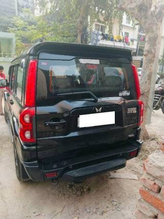 Mahindra Scorpio Mahindra Scorpio S 11 BSVI