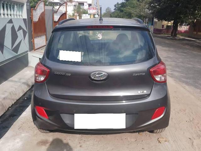 https://images10.gaadi.com/usedcar_image/4344373/original/processed_23c2d5ce-3153-4b73-89bd-9afe4aa65514.jpg?imwidth=6401