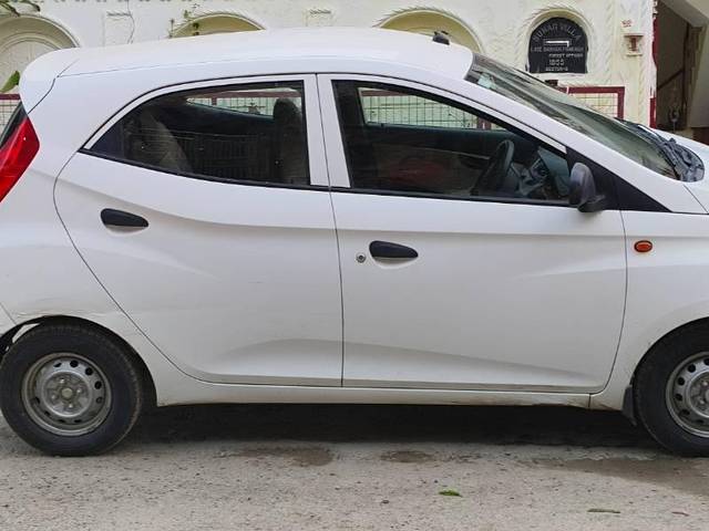 https://images10.gaadi.com/usedcar_image/4344439/original/processed_8007b665-339a-49da-8947-bb4b0a0987b1.jpg?imwidth=6400