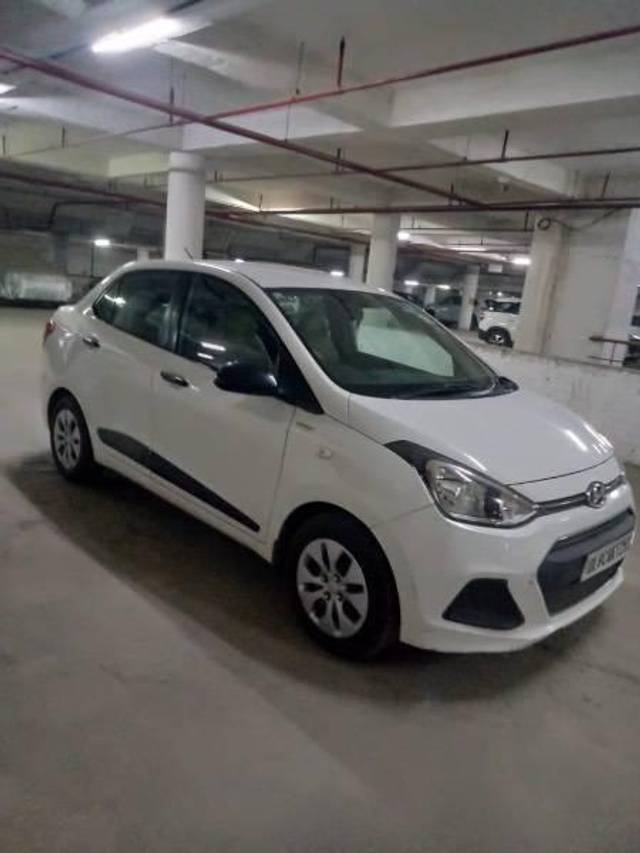 https://images10.gaadi.com/usedcar_image/4344679/original/processed_processed_e80e844e-4b61-4e4e-92ae-6d823ba8bba4.jpeg?imwidth=6400