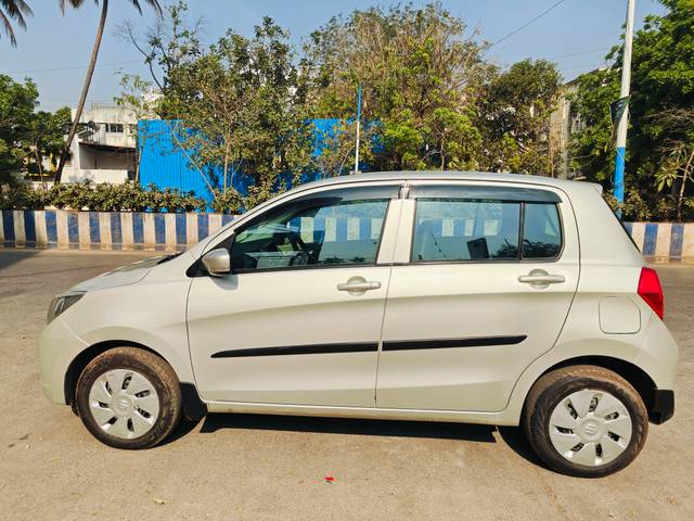 https://images10.gaadi.com/usedcar_image/4344682/original/e4cb361fde90cc178854ca7b5f417979.jpg?imwidth=6402