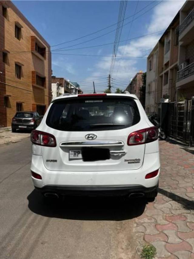 https://images10.gaadi.com/usedcar_image/4344720/original/processed_309a8410-d6c2-4c34-9a44-6a306345da38.jpg?imwidth=6401