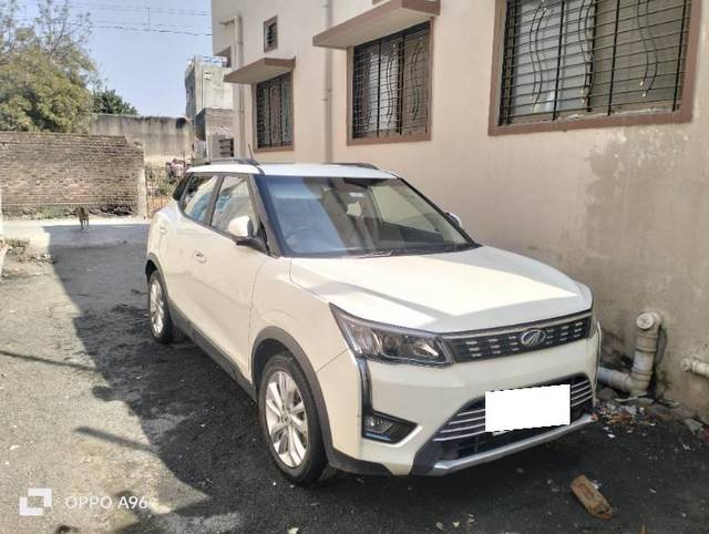 https://images10.gaadi.com/usedcar_image/4344747/original/processed_c992654f-8947-4cce-92a1-4add2370a431.jpg?imwidth=6400