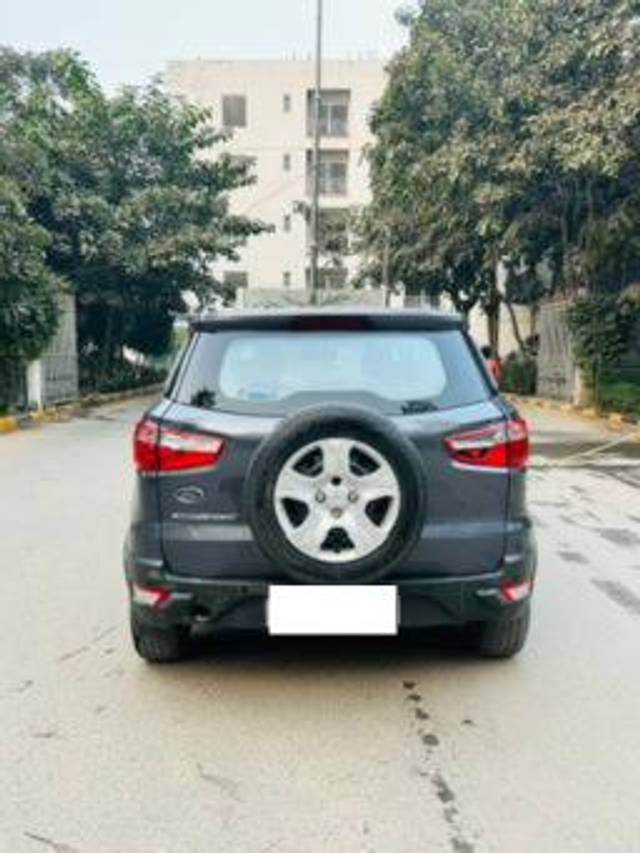 https://images10.gaadi.com/usedcar_image/4344764/original/processed_db845aea0d122d8def95ac4d6bec6186.jpg?imwidth=6401