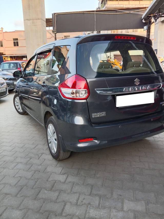 https://images10.gaadi.com/usedcar_image/4344901/original/processed_fbaea8d0ca88afa9174be527620126c0.jpg?imwidth=6400