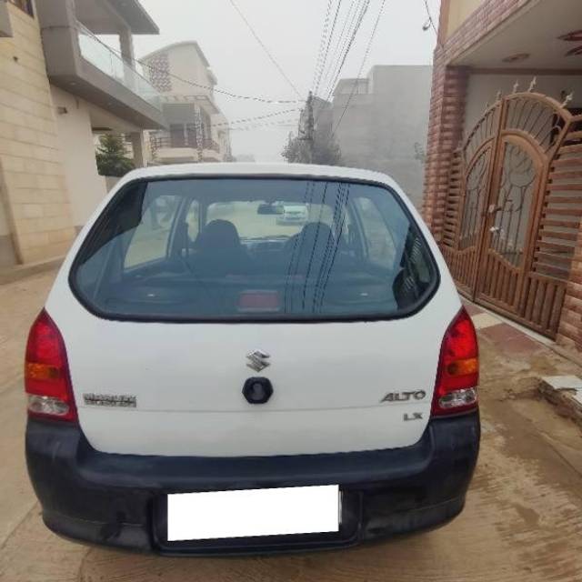 https://images10.gaadi.com/usedcar_image/4344928/original/processed_eb486024-8677-4b6b-8058-7eddfa38a5f1.jpg?imwidth=6401