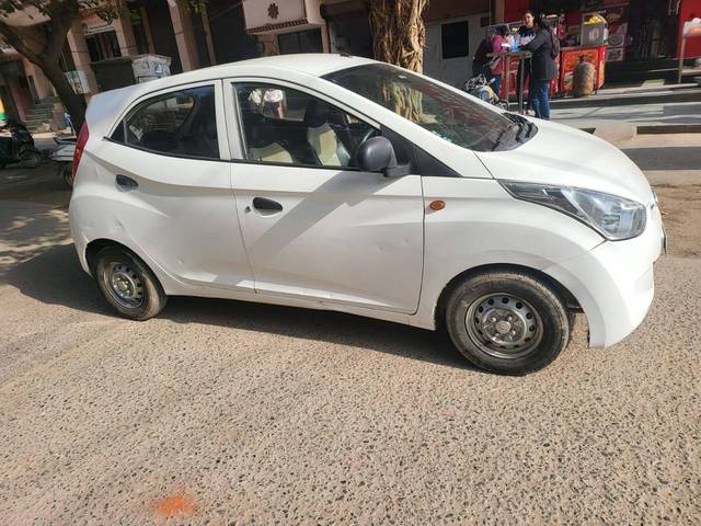 https://images10.gaadi.com/usedcar_image/4344929/original/processed_08999ea88791d476338a3da38d8cdfa1.jpg?imwidth=6400