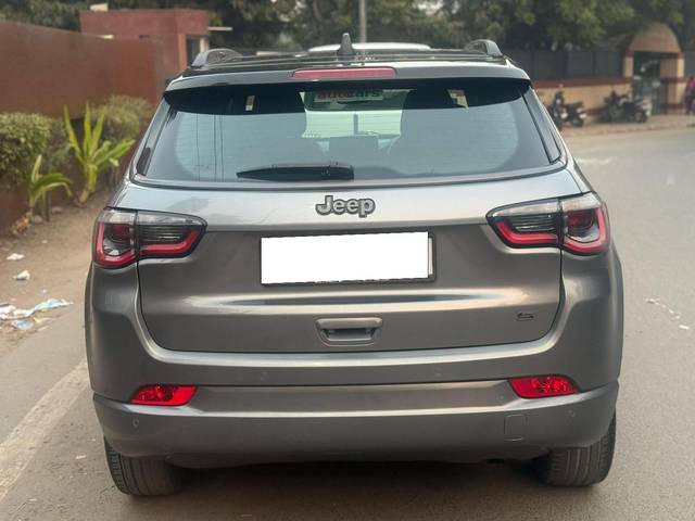 https://images10.gaadi.com/usedcar_image/4344944/original/processed_0669616b86477ede50788085f981e857.jpg?imwidth=6402