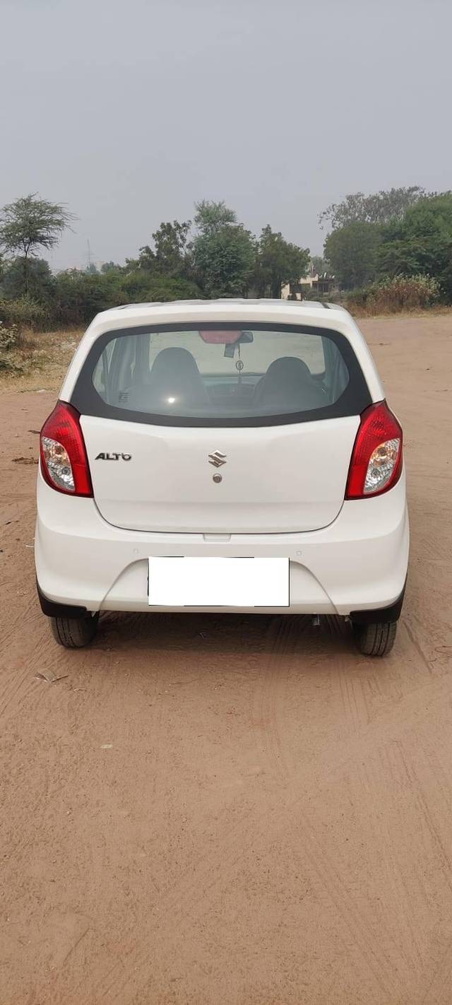 https://images10.gaadi.com/usedcar_image/4345013/original/processed_4310cea13d746307a17f3c92dd211b29.jpg?imwidth=6402