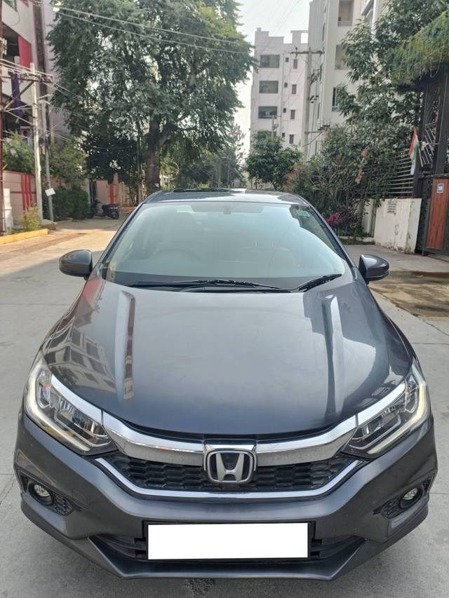 https://images10.gaadi.com/usedcar_image/4345019/original/processed_9d2eff23773eb1fc35c723dba7a53821.jpg?imwidth=6400