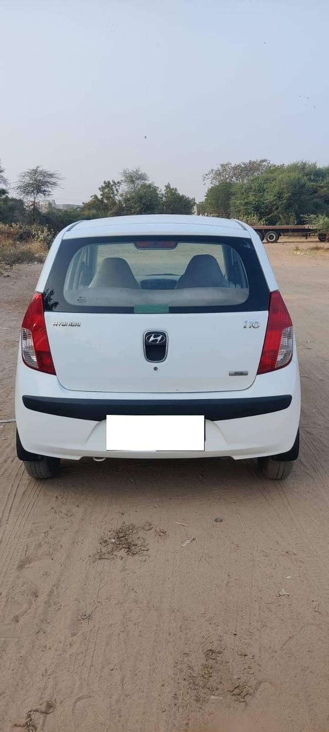 https://images10.gaadi.com/usedcar_image/4345026/original/processed_71e81c20a28e10d9b1db6d2652e43afa.jpg?imwidth=6401