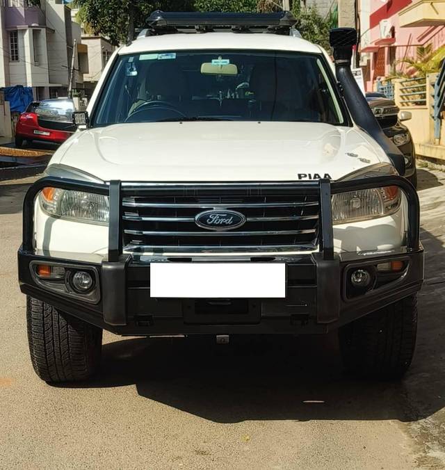 https://images10.gaadi.com/usedcar_image/4345040/original/processed_4d03b69ed5488751266f06e7aba3d8dc.jpg?imwidth=6400