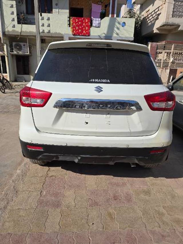 https://images10.gaadi.com/usedcar_image/4345048/original/99a43d8beac6b85044cf5f13338780e0.jpg?imwidth=6401