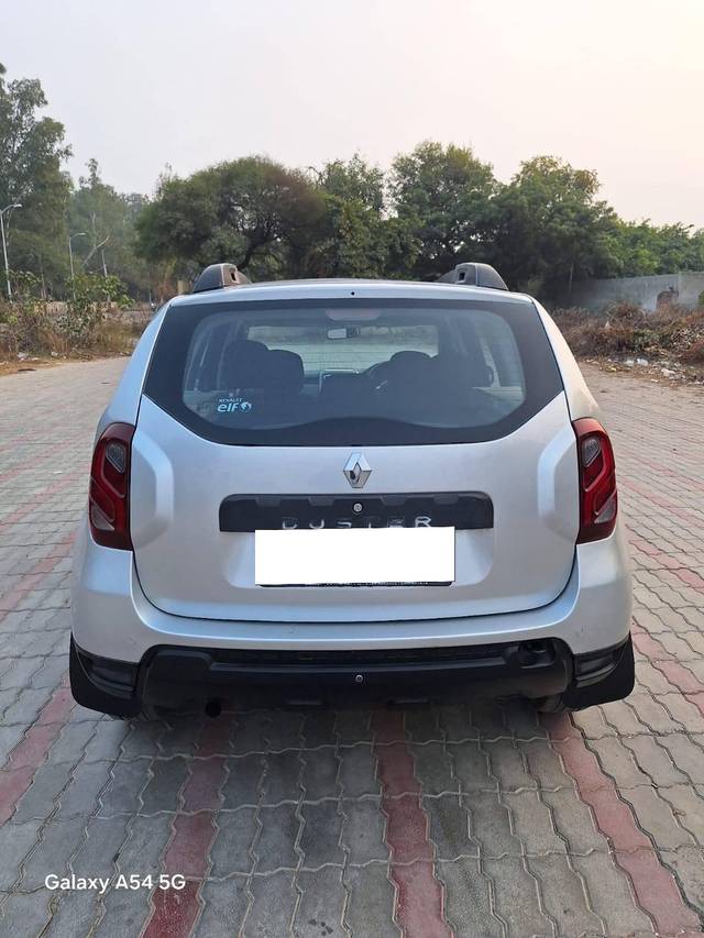 https://images10.gaadi.com/usedcar_image/4345062/original/processed_bcade4901cd36bc2ef0fdf572828af21.jpg?imwidth=6401