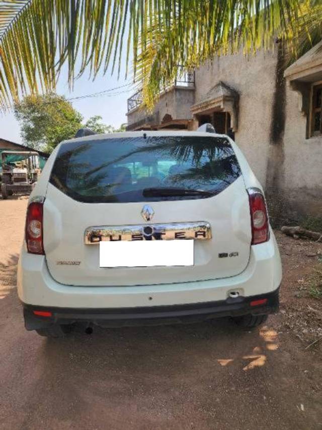 https://images10.gaadi.com/usedcar_image/4345075/original/processed_54cb9c84-bb92-4d0f-9826-f797aa443588.jpg?imwidth=6402