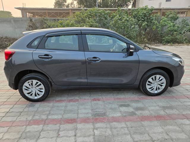 https://images10.gaadi.com/usedcar_image/4345087/original/4e938b20e85aa026ee839ead5da6e7cf.jpg?imwidth=6401