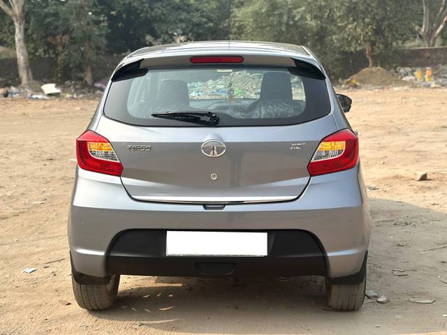 https://images10.gaadi.com/usedcar_image/4345088/original/processed_14f5b63f01403d6ee27281108f6fbf6f.jpeg?imwidth=6402