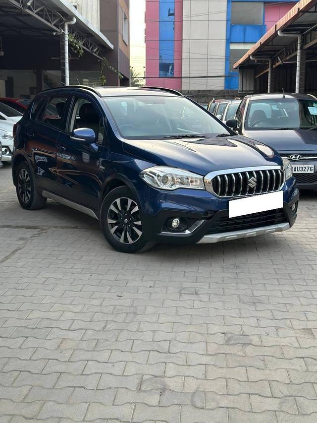 https://images10.gaadi.com/usedcar_image/4345163/original/processed_93876209c85639d3c90b078d12519a30.jpg?imwidth=6400