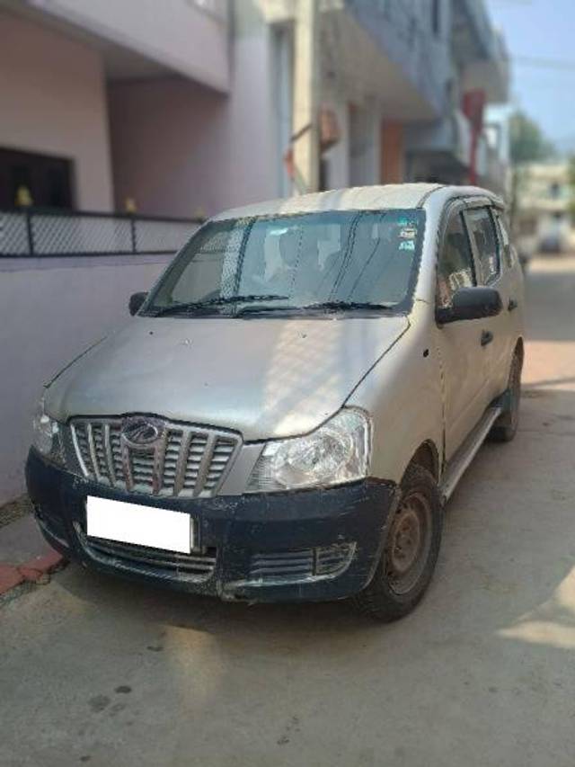 https://images10.gaadi.com/usedcar_image/4345172/original/processed_5051a6be-6188-46ac-901c-7135c011b3d1.jpg?imwidth=6401