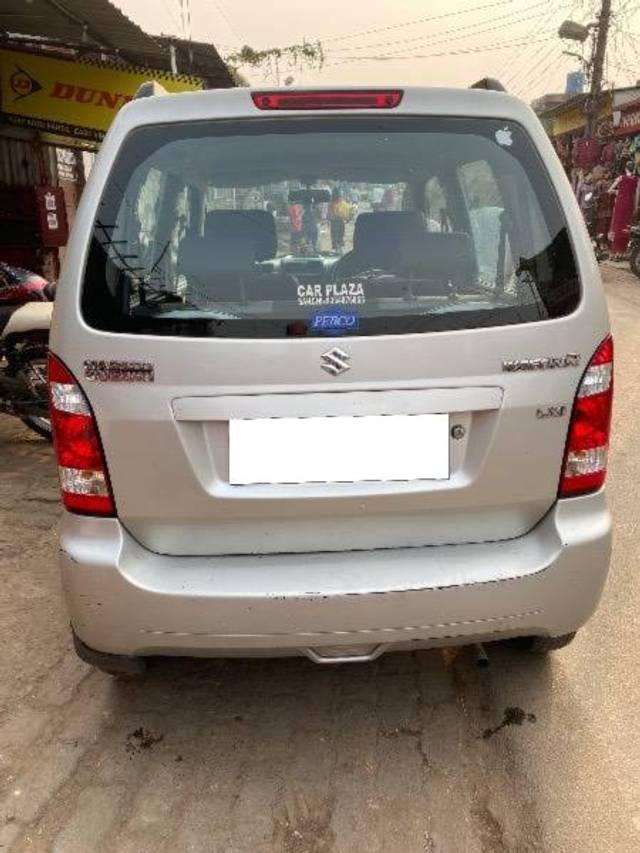 https://images10.gaadi.com/usedcar_image/4345208/original/processed_8f02a153-9102-4b45-b3db-2b92f90274da.jpeg?imwidth=6401