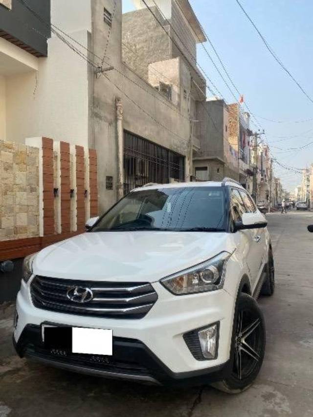 https://images10.gaadi.com/usedcar_image/4345210/original/processed_54695526-a095-4876-9a95-e5ce8b4de398.jpeg?imwidth=6402