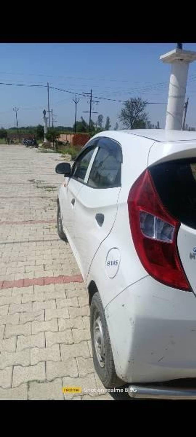 https://images10.gaadi.com/usedcar_image/4345226/original/processed_e6f89b7a-a350-4662-9505-92018a91bd07.jpg?imwidth=6402