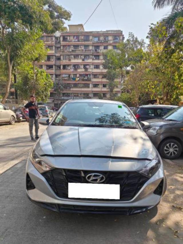 https://images10.gaadi.com/usedcar_image/4345232/original/3071708513b45adb81235ab3c1ce6b9f.jpg?imwidth=6400