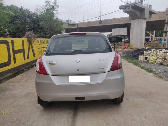 https://images10.gaadi.com/usedcar_image/4345287/original/processed_b58f209faa8829fefc7f40652047e863.jpg?imwidth=6401