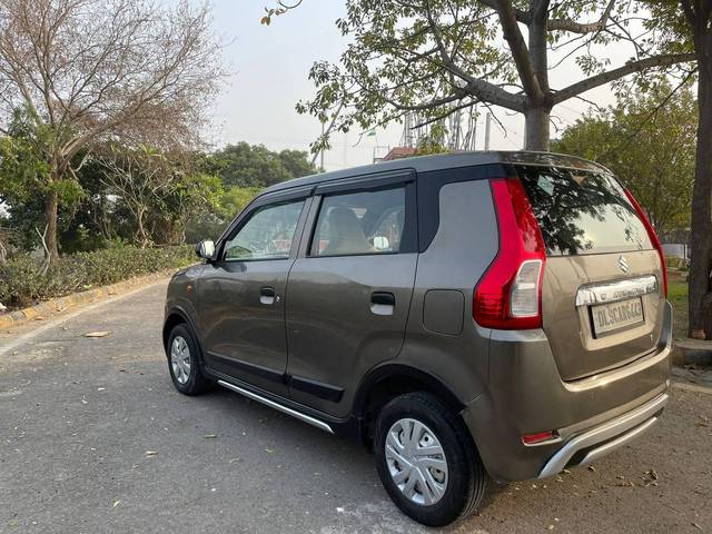 https://images10.gaadi.com/usedcar_image/4345303/original/processed_115a2afce5d141b2e254772c79a1c841.jpg?imwidth=6402