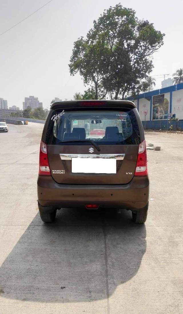 https://images10.gaadi.com/usedcar_image/4345308/original/processed_0dd7561672fd560da5dfda782696a357.jpg?imwidth=6402