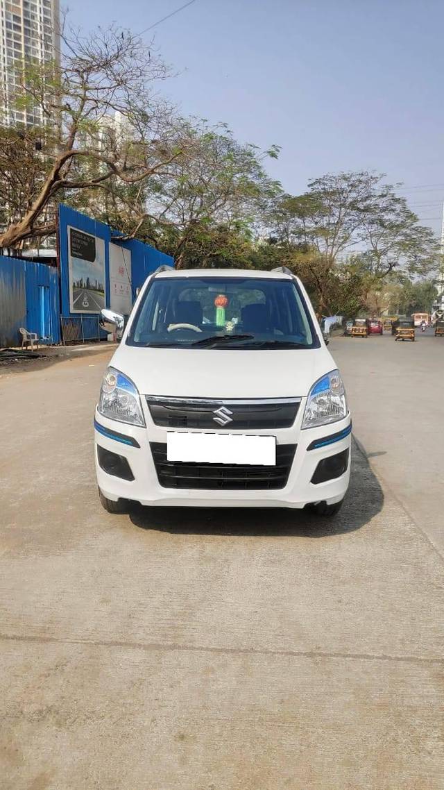 https://images10.gaadi.com/usedcar_image/4345321/original/processed_432aef779e4d68359694c809505ca8f5.jpg?imwidth=6400