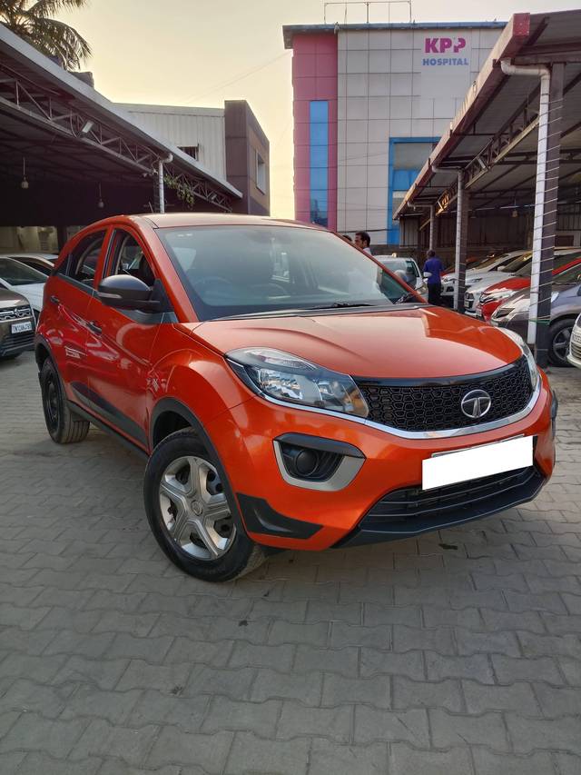 https://images10.gaadi.com/usedcar_image/4345357/original/processed_2c9677e96f0fa5259419358bd5a56ac3.jpg?imwidth=6400