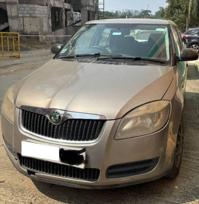 https://images10.gaadi.com/usedcar_image/4345422/original/processed_0c3dd888-8c44-412f-8c11-210aee1e3f7c.jpeg?imwidth=6400