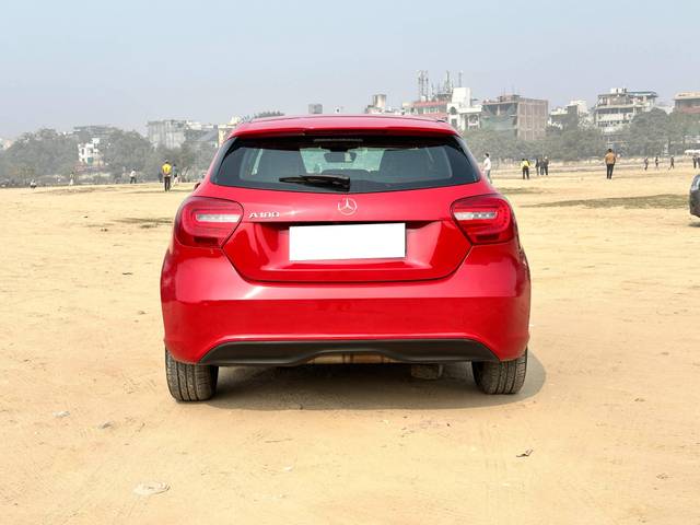 https://images10.gaadi.com/usedcar_image/4345428/original/processed_46c72bdd01622608ac129134467b7587.jpg?imwidth=6402