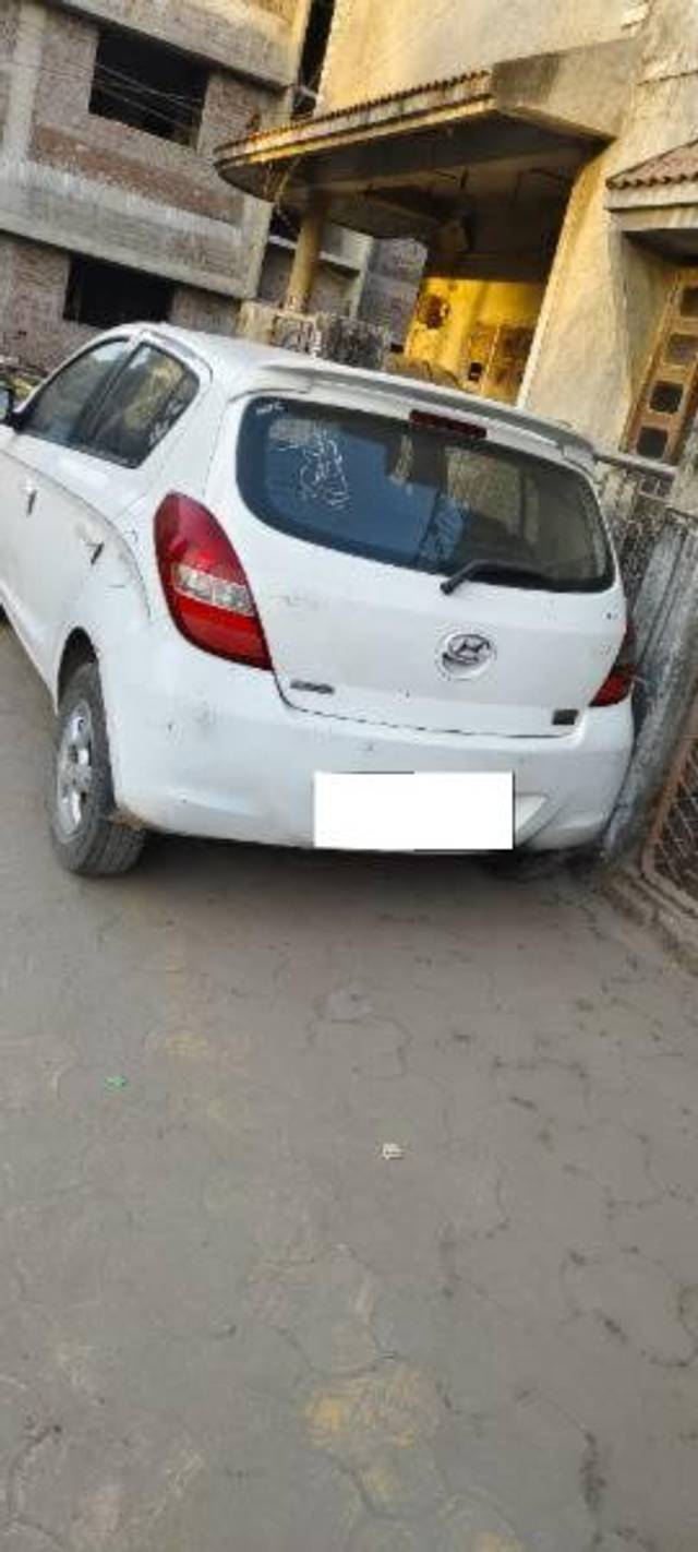 https://images10.gaadi.com/usedcar_image/4345571/original/processed_18097795-1437-46be-9c74-9747c4fc14ad.jpg?imwidth=6401